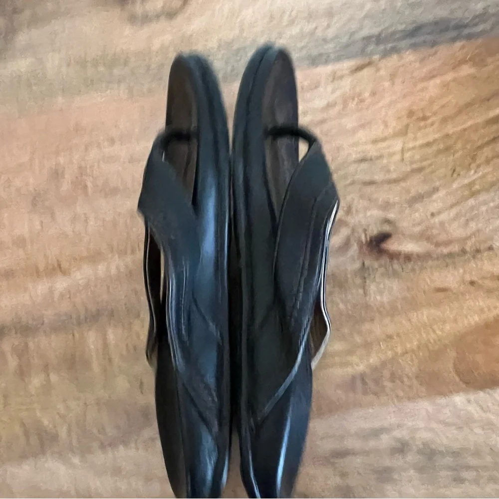 OLUKAI | HIAPO MENS PREMIUM SANDAL | BLACK SIZE 7